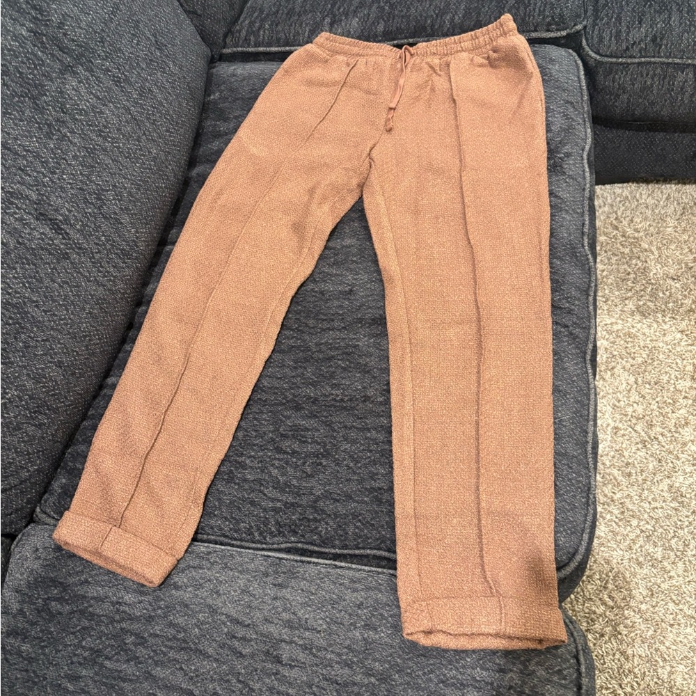 Elasticated Tapered Pintuck Turn Up Hem Trousers